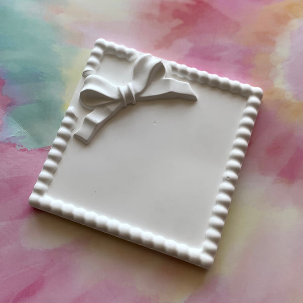 PAINT YOUR OWN SQUARE BOW TRAY CERAMIC KIT, DIY POTTERY PAINTING ACTIVITY FOR KIDS AND ADULTS