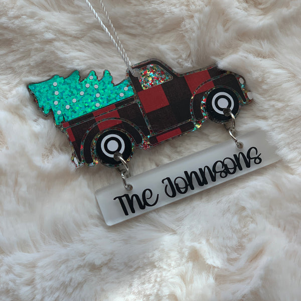 PERSONALIZED ACRYLIC CHRISTMAS TRUCK FAMILY ORNAMENT